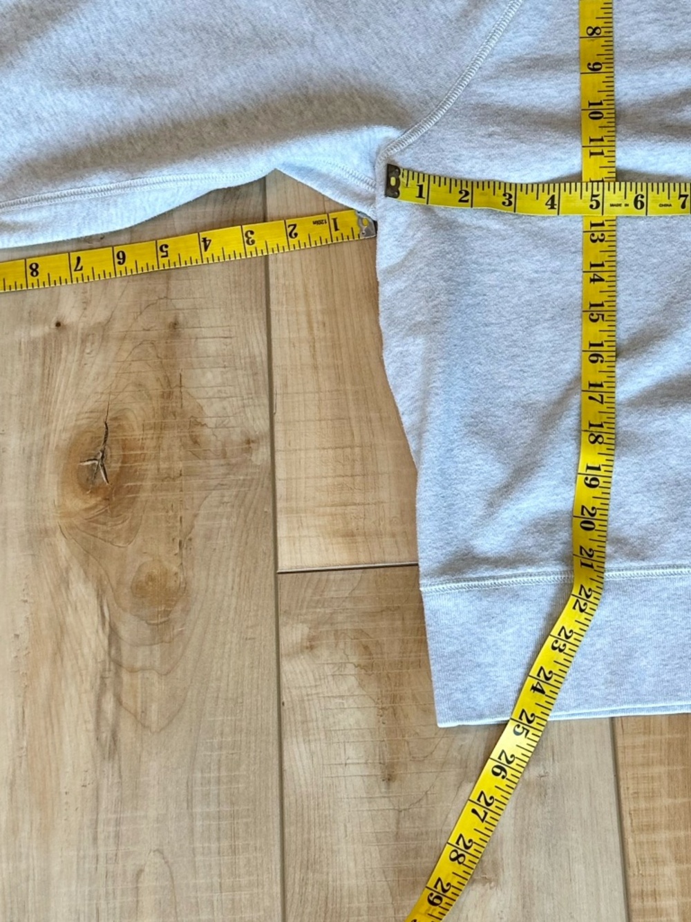 GAP Women's Lightweight Crew Neck Sweatshirt  Gray Size Large - Picture 5 of 10